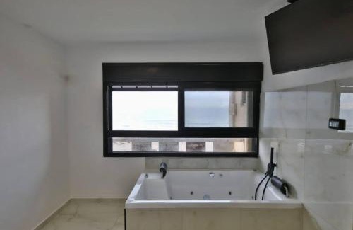 Haifa Apartamento | ocean suite