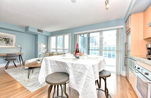 Toronto Entertainment District Hotel | 300 Front Suites