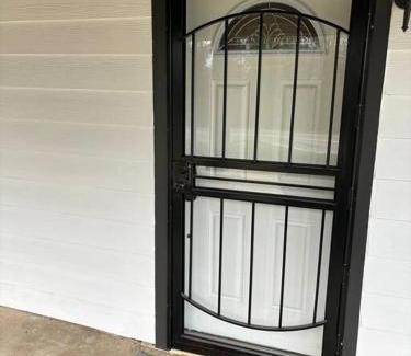 Lithonia Casa | Cottage home renovated oversize vehicle parking