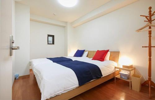 Nishiasakusa Apartamento | Tokyo, In Asakusa ,Near Ueno,Akihabara,Sky Tree Direct access to Narita Airport and Haneda Airport,3Rooms