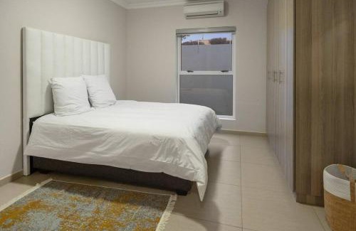 Windhoek Apartamento | Puteoli Estate - Modern Elegance
