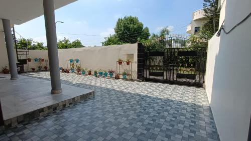 Amritsar Casa | Royal Oaks Guest House
