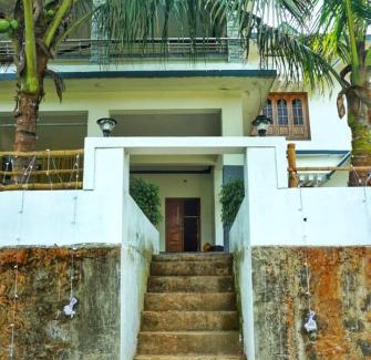 Vayittiri Cabina | November Home