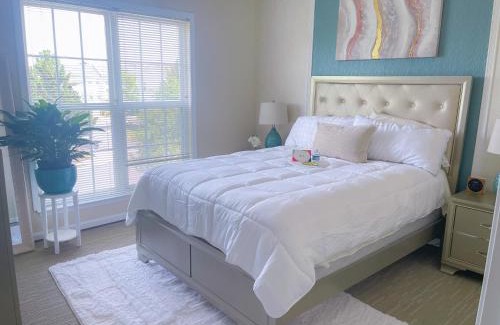 Fairfax Casa | Resort-style suite in Fairfax