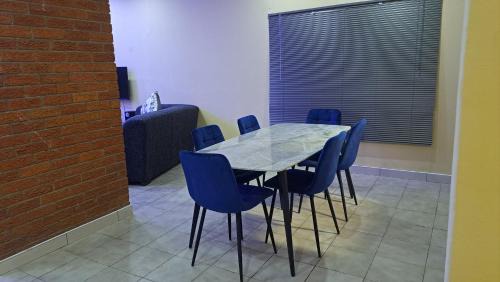 Windhoek Casa | Cheerful 2 bedroom home
