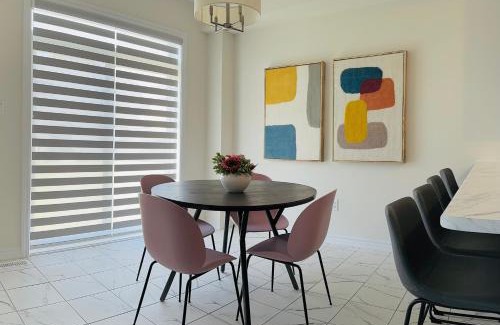 Thorold Casa | Abian