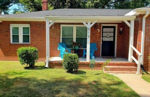 East Durham Casa | Cheerful 2 Bedrms-Walk2DowntownDUKE NCCU Location