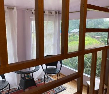 Rumtek Cama Y Desayuno | LOG CABIN in the woods