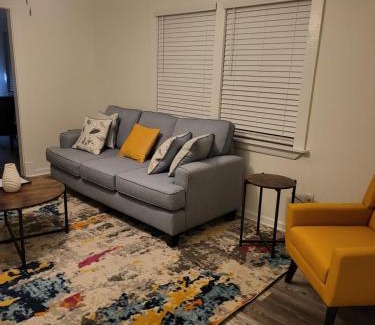 Ocean Springs Casa | Aunt Mattie's Cottage