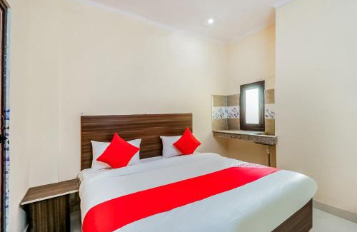 Delhi Hotel | OYO 69443 Vision Rooms