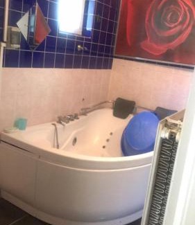 Ujbuda Casa | Kenyelmes privat szobak pihenesre valok