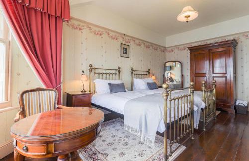 Port St Mary Cama Y Desayuno | Aaron House