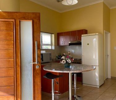 Windhoek Casa | Guest Apartment with pool