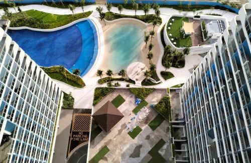 San Fernando Apartamento | Condo - Azure North Pampanga - Vacation Bliss