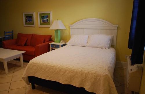 Atlantic Beach Apartamento | Island Inn of Atlantic Beach - Queen Efficiency Unit 401