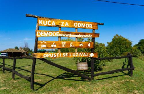 Levanjska Varos Casa | Kuća za odmor Demode