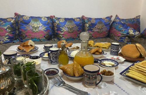 Talaa Cama Y Desayuno | DAR Bouzidi