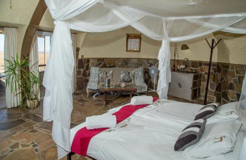 Cha-re Cabina | Rostock Ritz Desert Lodge