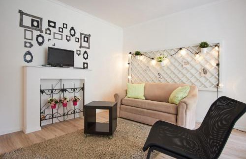 Frunzensky District Apartamento | Apartment about metro station Pushkinskaya.
