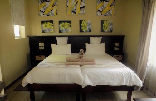 Windhoek Central Casa | Uzuri Guesthouse CC