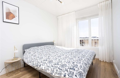 Vanves Apartamento | 3 minutes from metro, sleeps 2, and parking at Porte de Versailles 3 stars