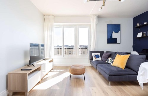 Vanves Apartamento | 3 minutes from metro, sleeps 2, and parking at Porte de Versailles 3 stars