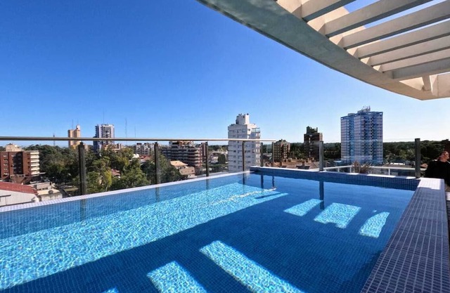 Deptos 3 amb Status Tower Pinamar 4 PAX