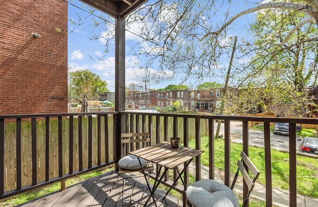 Cozy City Getaway near SLU Hospital