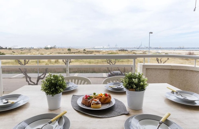 Apartment La Pineda, 2 bedrooms, 4 persons