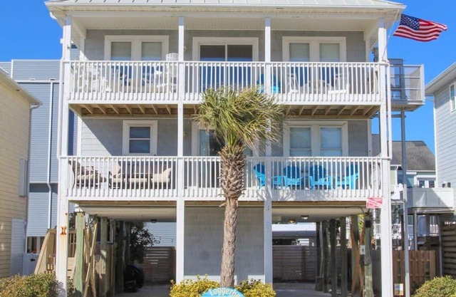 Steps to the Beach and Downtown Surf City + Charter Discount!