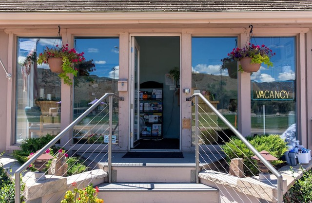 Downtown Salida 2 bedroom condo