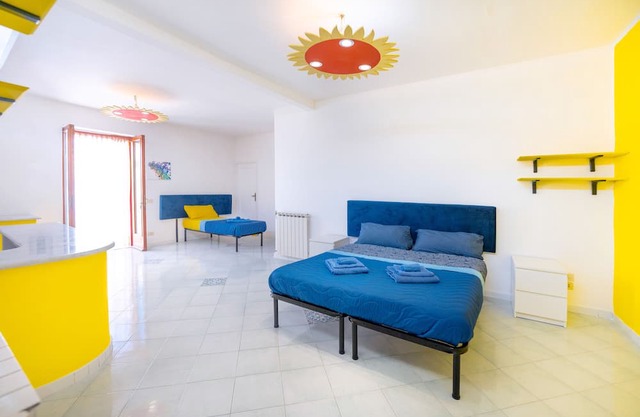 OPEN SPACE PROCIDA 5 minutes from the beaches