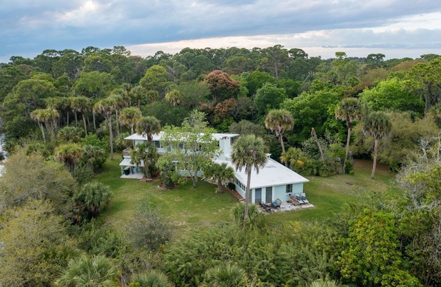 Oasis In The Heart Of Melbourne... Check out our aerial video.