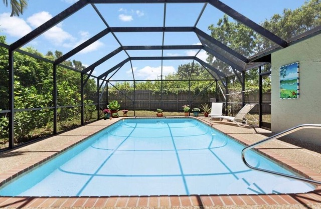New, modern and meticulous beautiful home in Boca!