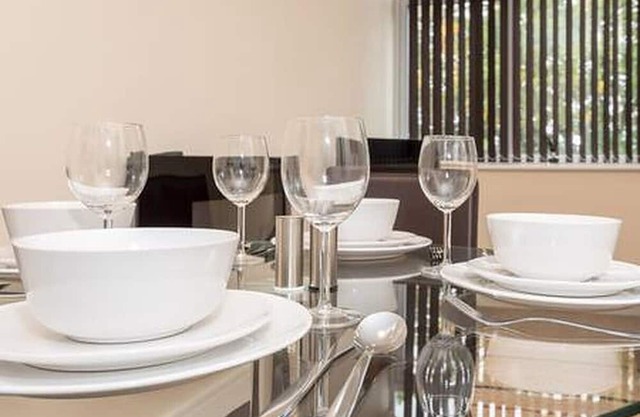 A Modern & Homely Apt In Horsham W/ FREE PARKING