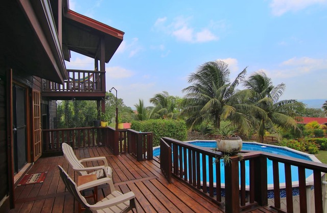 Hermosa casa con vistas a la montaña y piscina