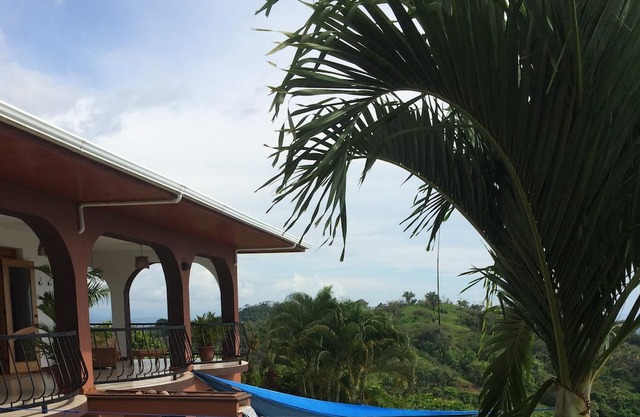 Luxurious 4 Bedroom Eco Friendly Mountain Estate with Gorgeous Ocean Views
