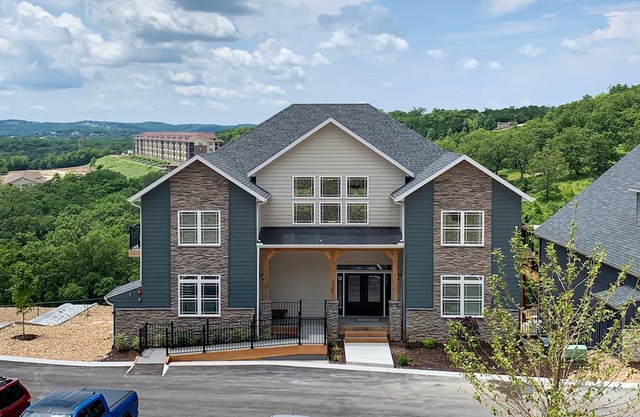 Private heated Swim/Spa. Indoor and outdoor community pool.