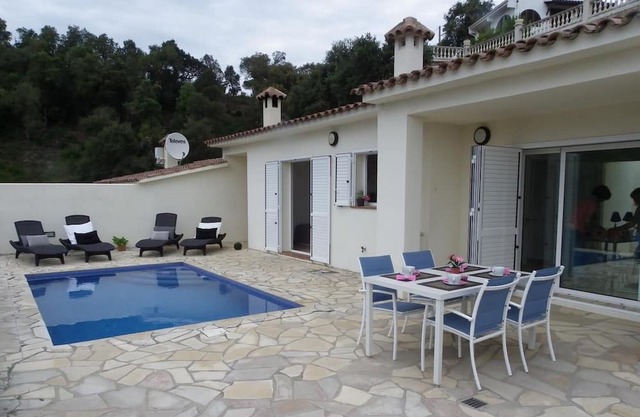 Danlux moli 12 casa adosada con piscina privada