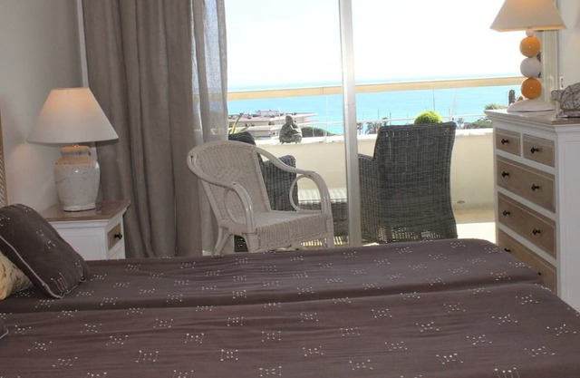 Moderno Apt 2P, Terraza, Parking, Villeneuve-Loubet Plage