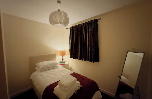 Elegant Escape in North Shields - Spacious 3 Bedroom House