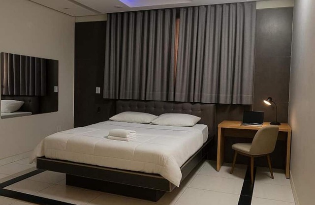 Hotel Canal Hum