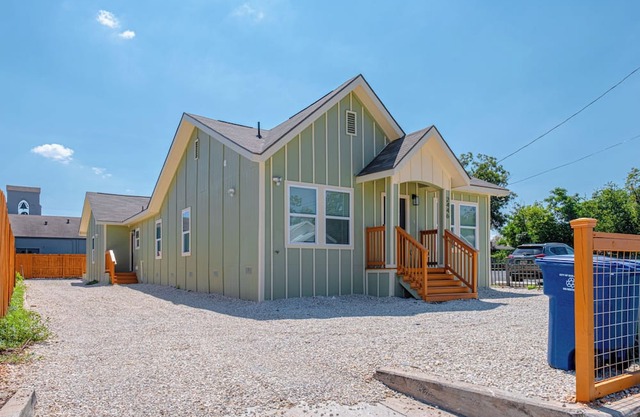Generous 5br/3ba Haven Close to Alamo & Riverwalk!