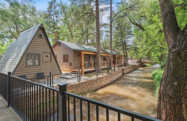 Timber Lodge Cabins 31