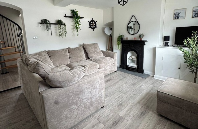 Charming Middlewich House - Sleeps 4