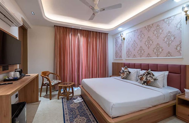 Qotel Signature - Golf Course Road