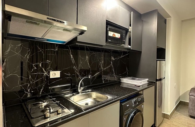 Charming Amman Apartment With Electric Heating &