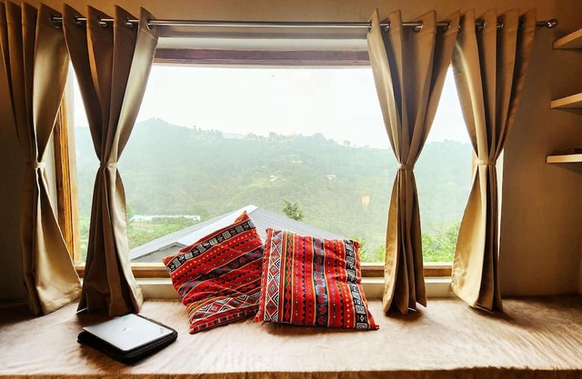 LiveAway Mukteshwar by PACK