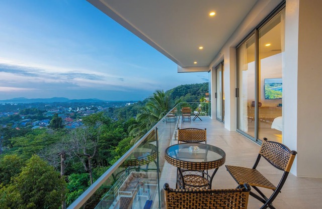Pool Villa Gym & Ocean Views V111