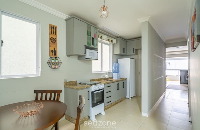 Apt 60m From sea - Meia Praia Itapema Obs0301
